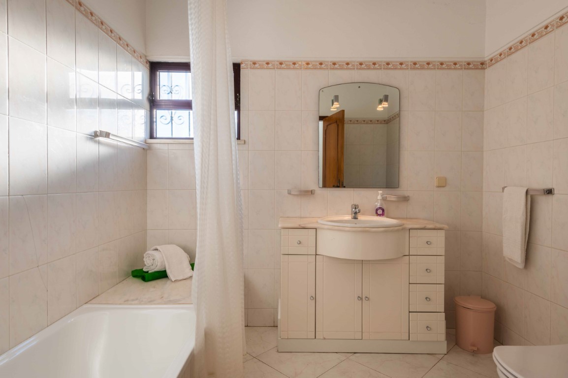 Villa Bernie - 3 Bedroom Villa in Albufeira Old Town