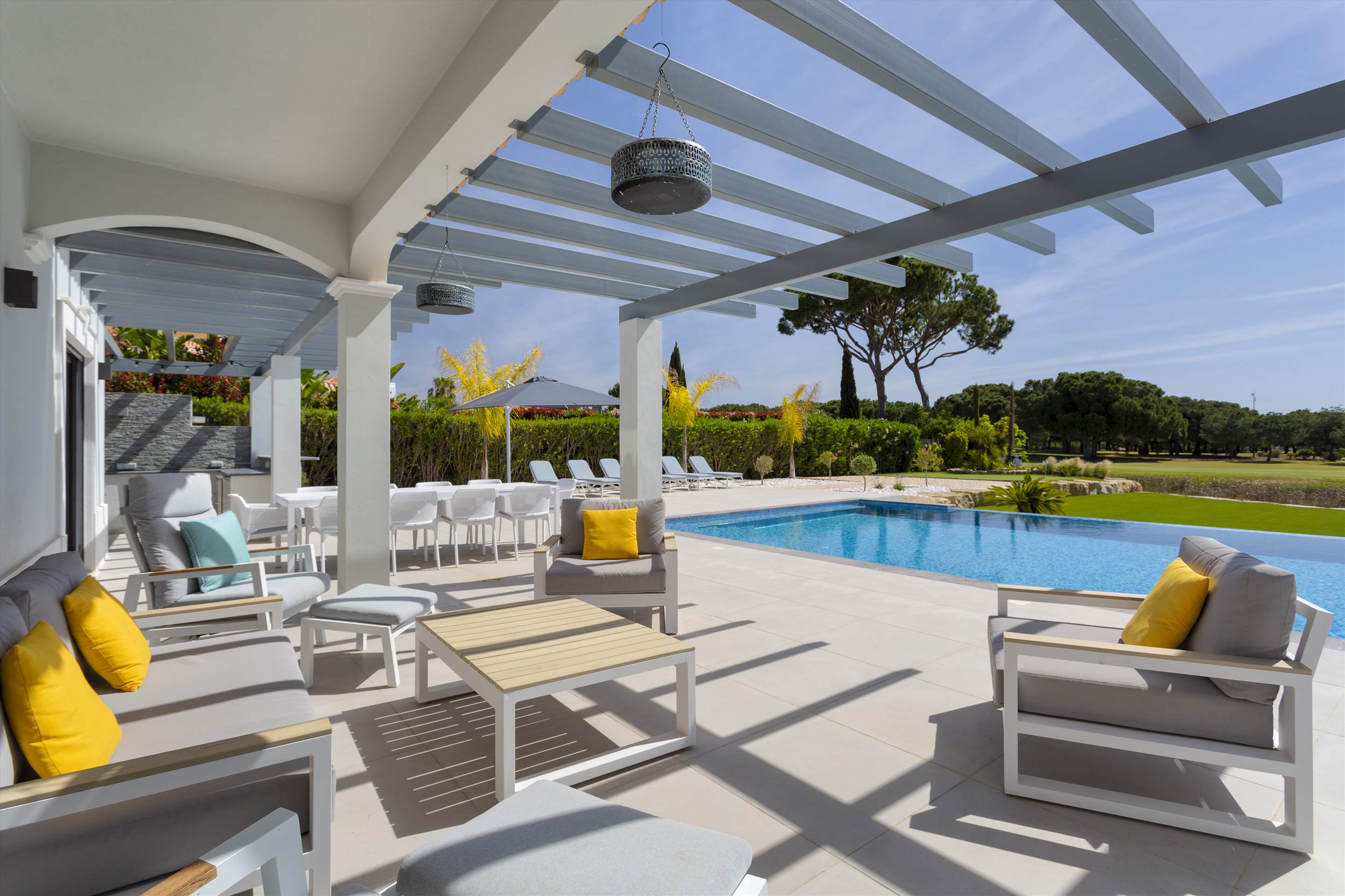 Villa Dalia - 6 Bedroom Villa in Vila Sol, Vilamoura