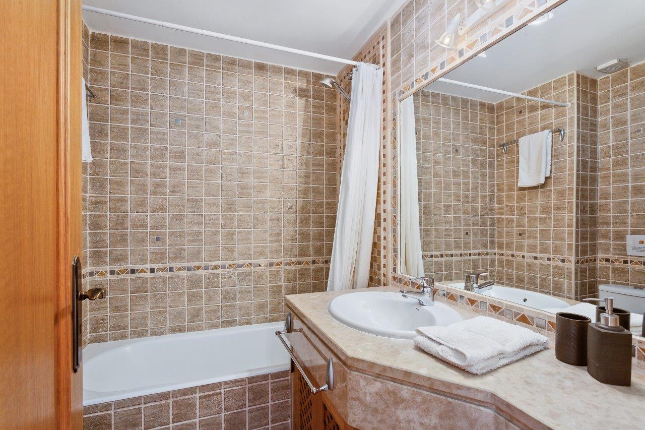 Villa Floris - 3 Bedroom Villa in Vilamoura