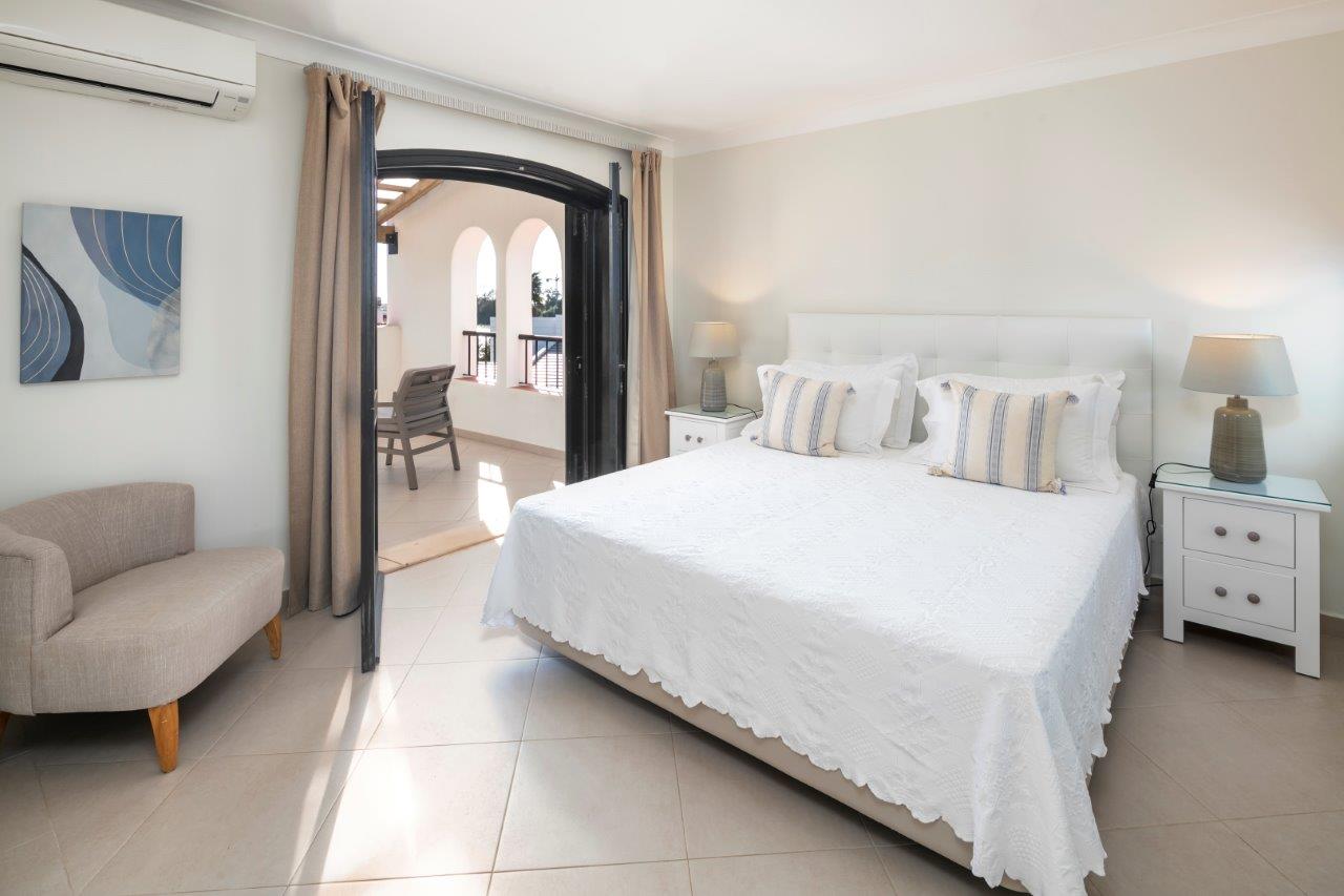 Villa Lakeside - 3 Bedroom Villa in Quinta do Lago