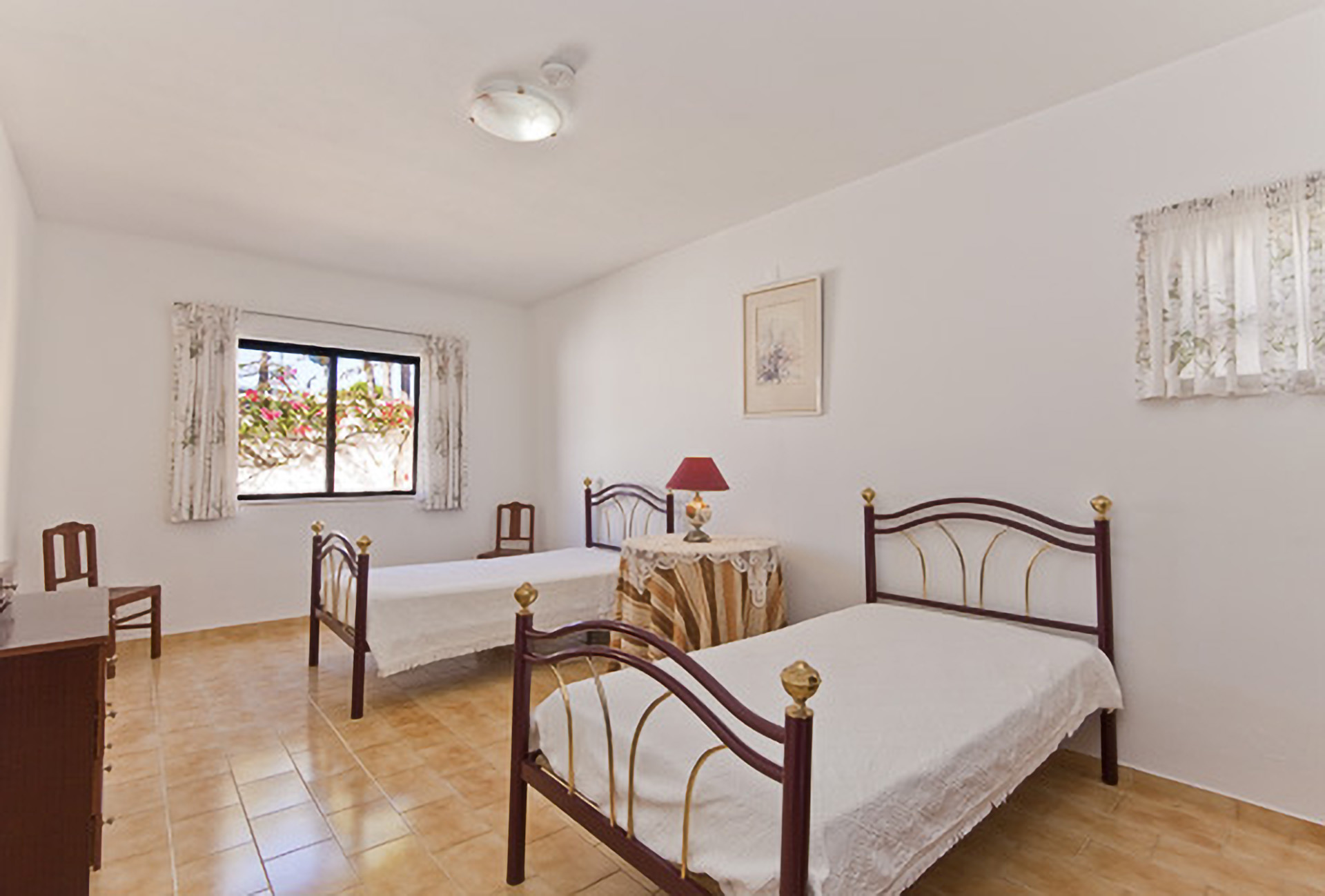 Villa Mila - 5 Bedroom Villa in Olhos D'Agua