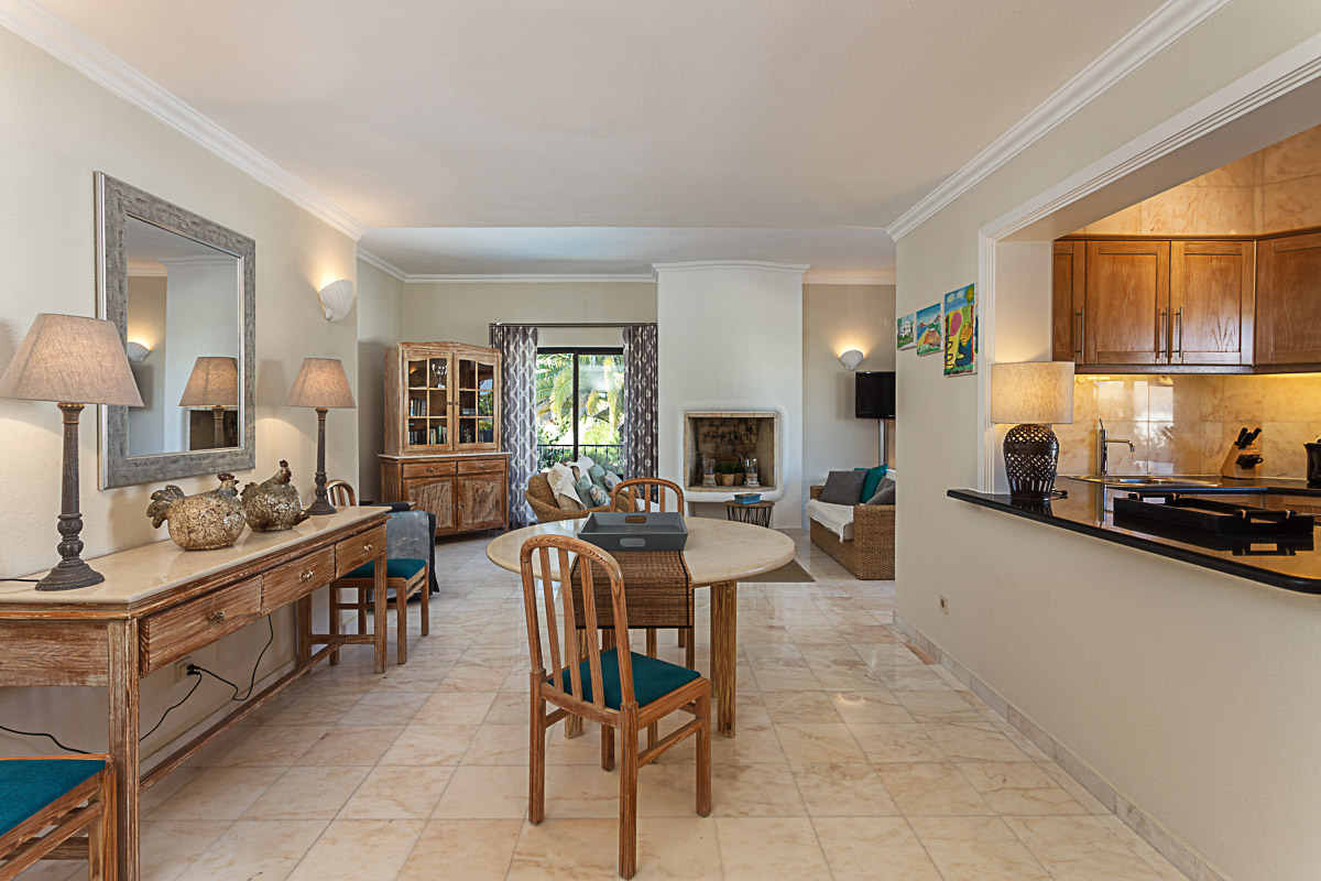 Villa Poppy - 2 Bedroom Villa with Pool in Vale do Lobo