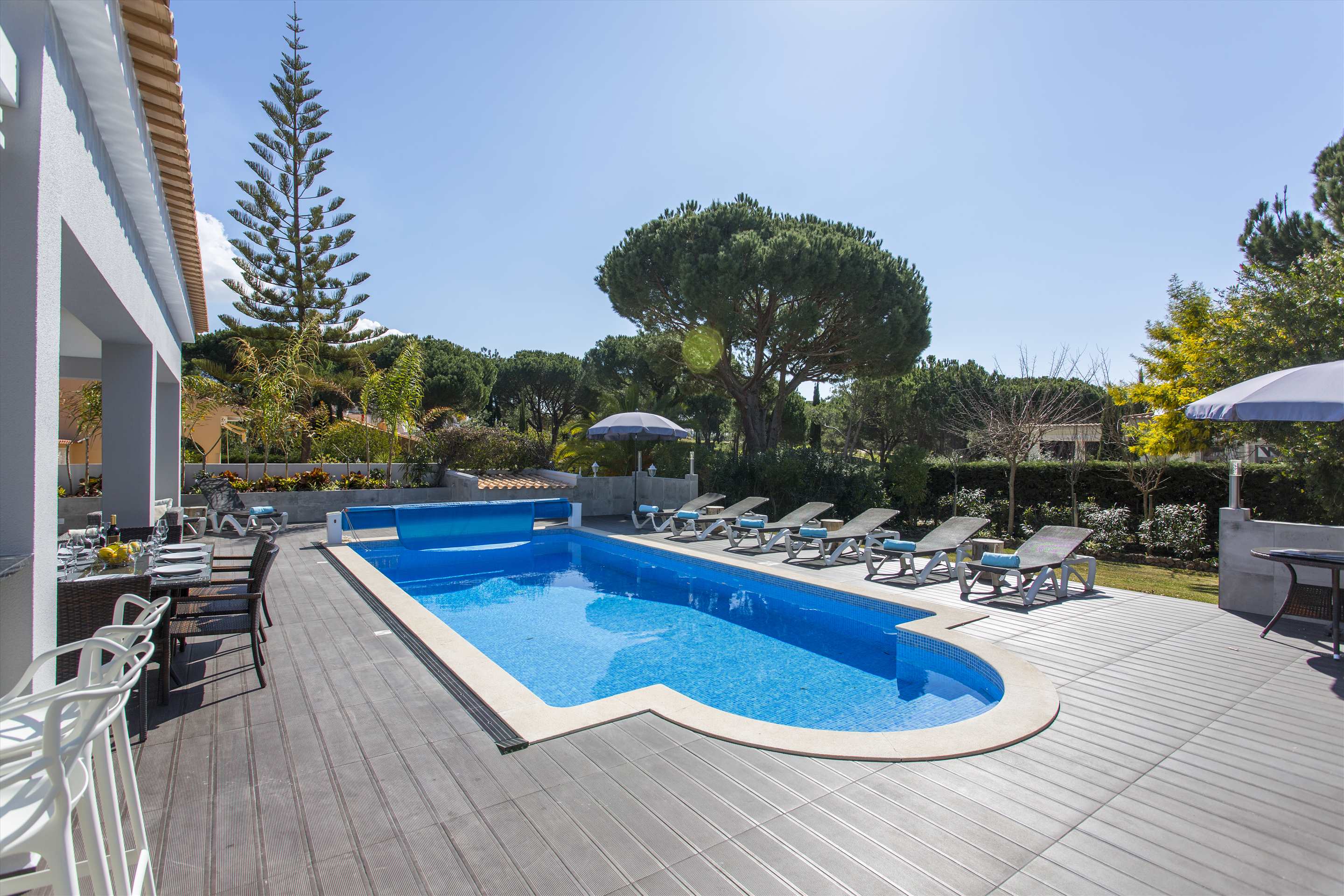 Villa Rene - 4 Bedroom Villa in Vilamoura