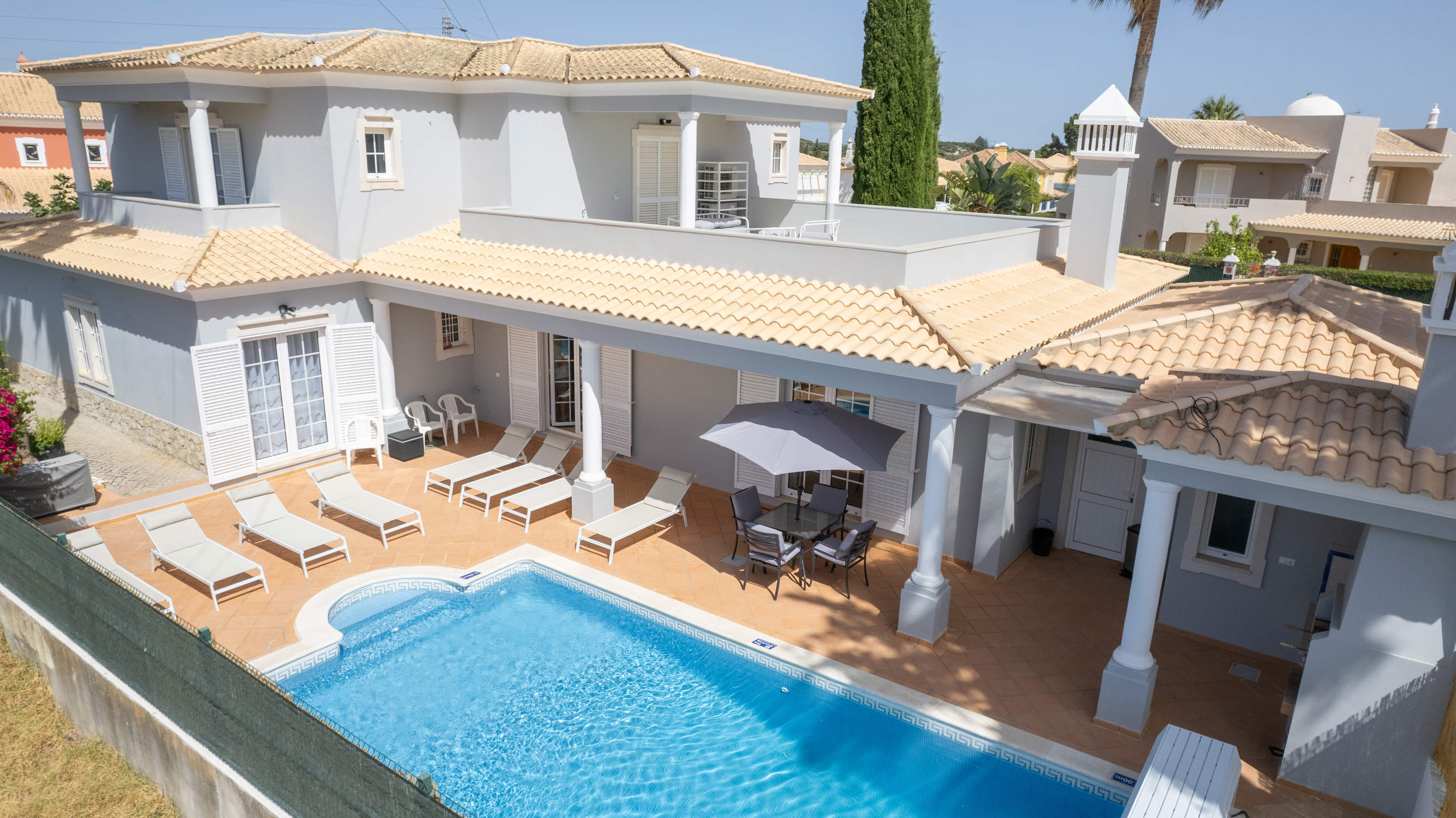 Villa Royal Sol - 4 Bedroom Villa in Vila Sol